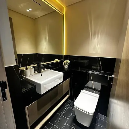 Stylish 1 Bedroom In Binghatti, Business Bay, Canal View Dubai Buitenkant foto
